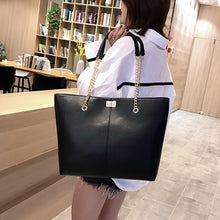 Load image into Gallery viewer, Simplicity Trendy Chain Shoulder Bag
