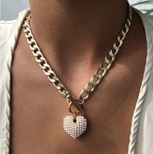 Load image into Gallery viewer, Pearl Heart-shape Necklace
