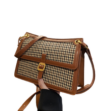 Load image into Gallery viewer, Plaid shoulder Square Bag

